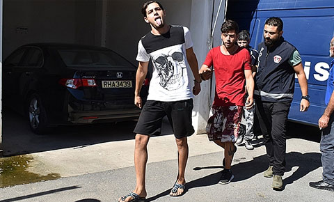 Yakayı ele verdiler