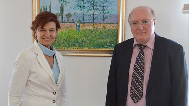 Kalbinize iyi bakın, sevdiklerinizden erken ayrılmayın