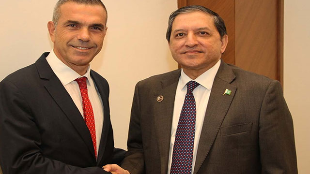 Uluçay Pakistan Senato Heyeti Başkan Mandviwalla ile görüştü