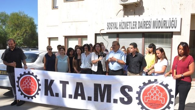 KTAMS Sosyal Hizmetler Dairesi önünde basın açıklaması yaptı