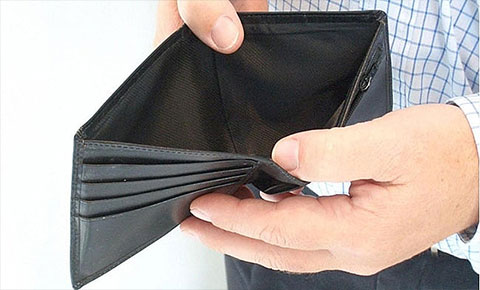 Vatandaşın ‘ocağı’na incir ağacı diktiler!