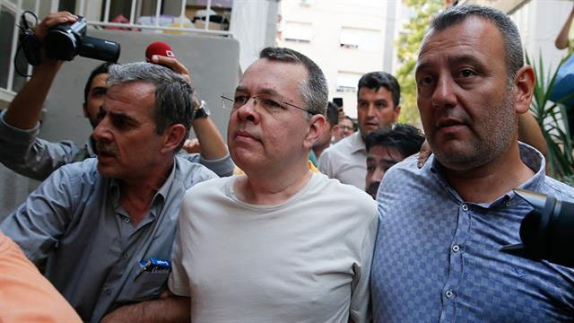 ABD'li Papaz Brunson 4. kez hakim karşısında