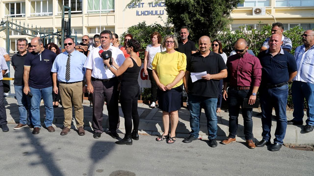 Elcil: "Üzgünüz ama hükümetin üzgün olduğunu düşünmüyoruz"