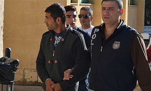 Telefon çaldı, tutuklandı