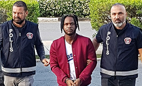 Evinde 2 gr uyuşturucu bulundu