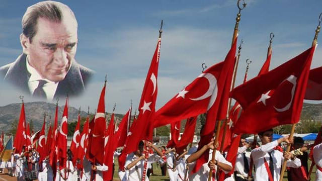 Türkiye Cumhuriyeti’nin 95. Kuruluş Yıl Dönümü KKTC’de de törenlerle kutlanıyor
