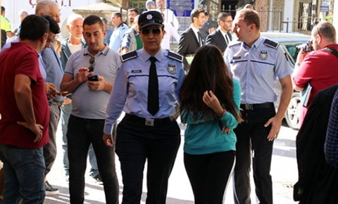 Kend başını yaktı