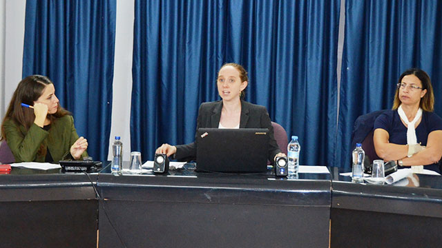 Amerikan Diplomat Amelia Vander Laan DAÜ’de yurttaşlık hakları hareketi üzerine seminer verdi