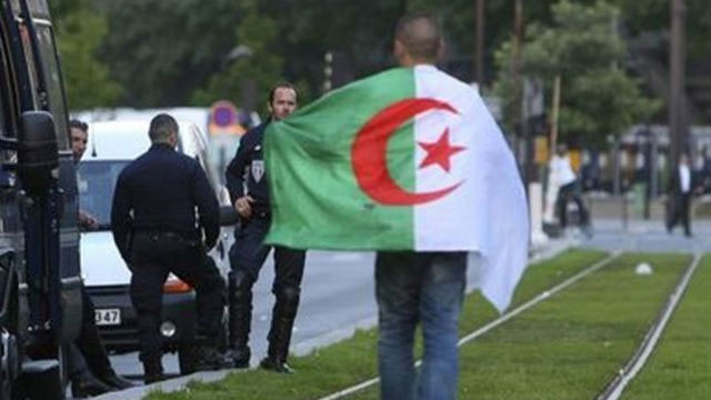Cezayir'de eski generaller "Geçici" olarak serbest kaldı