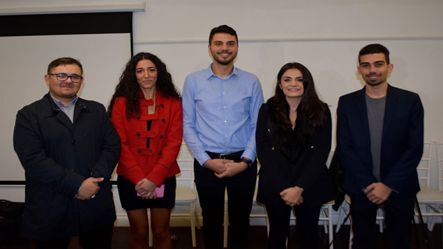 İngiltere'deki Kıbrıslı Türk gençler örgütlendi