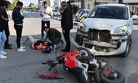 Ayak bileği kırıldı