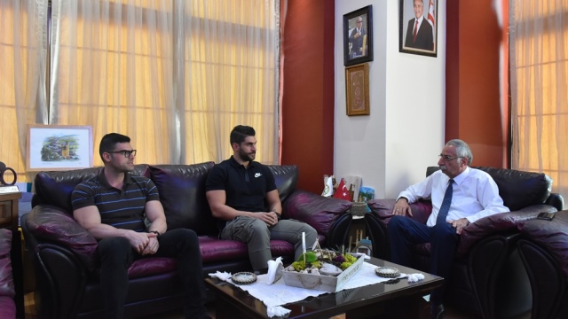 Güngördü sporcuları kabul etti