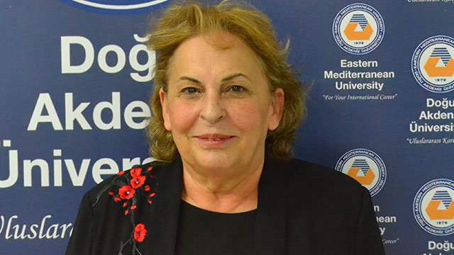 DAÜ Eczacılik Fakültesi Öğretim Üyesi Prof. Dr. Şahin’e önemli unvan