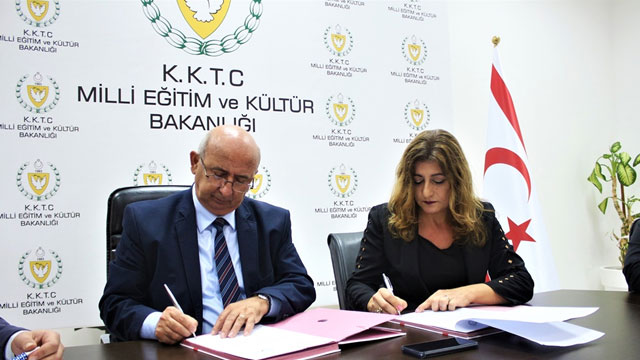 Eğitim Bakanlığı ile KİKEV, işaret dili eğitimi konusunda iş birliği protokolü imzaladı