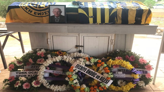 Kıbrıs Türk Futbolunun efsane ismi Sevim Ebeoğlu son yolculuğuna uğurlandı