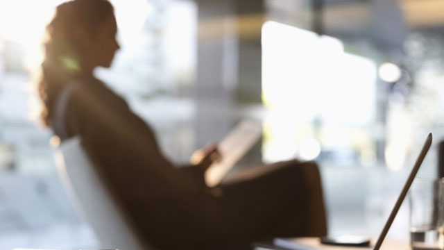 Genç kadınlar işsizlik sarmalında