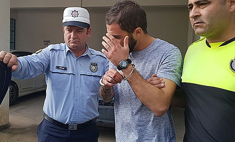 Alkollü sürücü, yayaya çarptı ve kaçtı