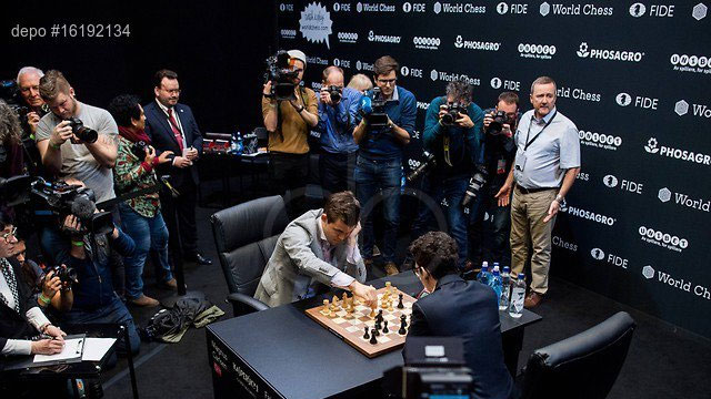 Magnus Carlsen dördüncü kez dünya satranç şampiyonu oldu