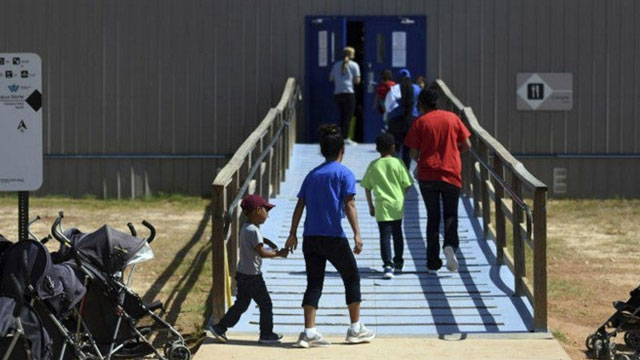 "Dünyada 300 bin çocuk refakatsiz ve ailelerinden ayrı"