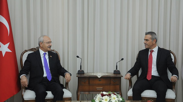 Uluçay: “4 partili koalisyonun demokrasinin köklenmesi açısından iyi bir fırsat”