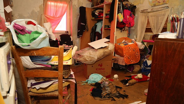 Selden zarar gören bölgelerde temizlik çalışmaları sürüyor