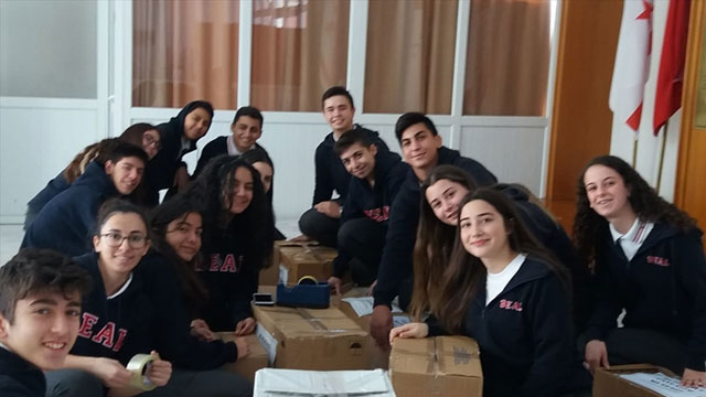 Bülent Ecevit Lisesi’nden (LTB) paylaşım mutfağı’na 25 kolilik bağış…