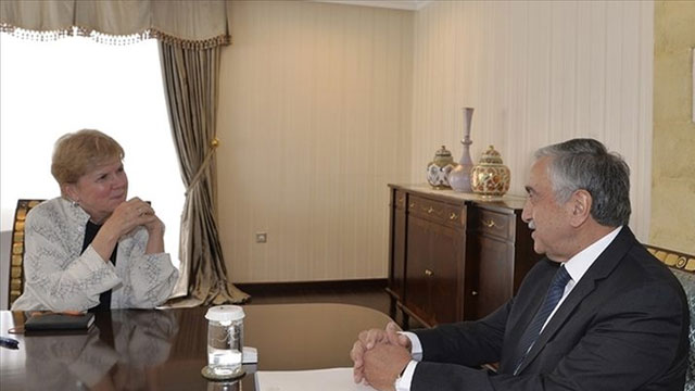 Lute Pazar günü Kıbrıs’a geliyor