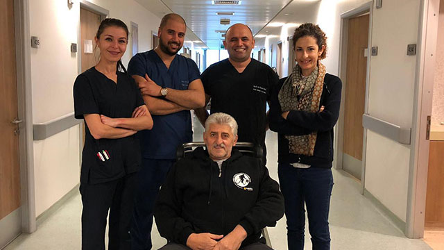 Kıbrıs’ın tanınmış simalarından Sedat Hacımehmet aynı anda geçirdiği 3 operasyon ile sağlığına kavuştu