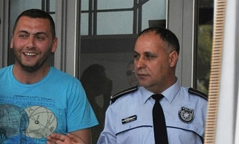 Tarihi eser avcısına 3 ay hapis