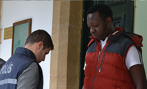 Seyahat belgelerine el konuldu