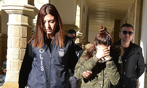 Ev kiralarını toplayıp cebe attı