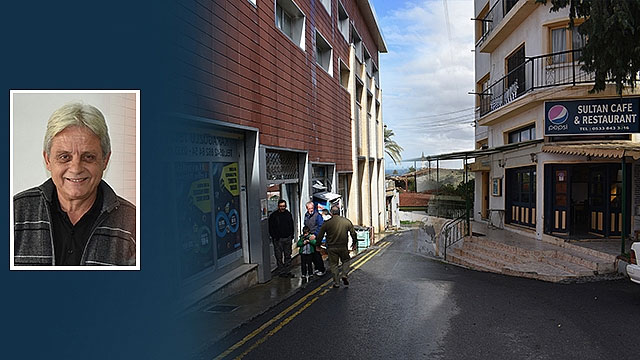 Esnaf kepenk indiriyor