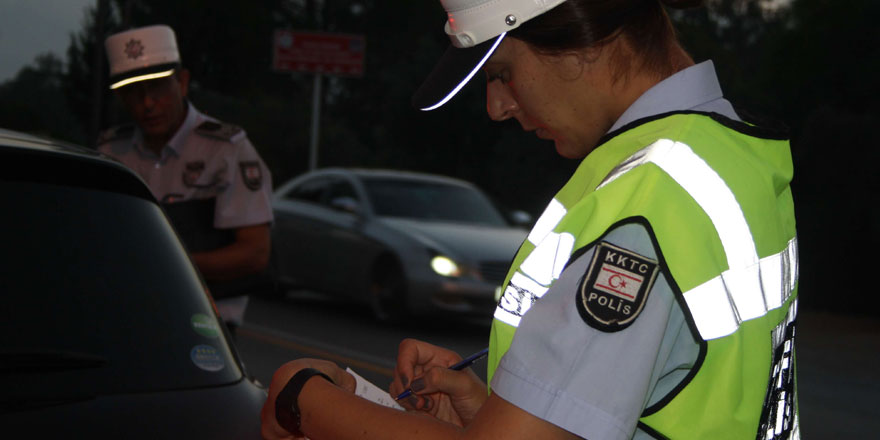 Alkol yollarda kol geziyor