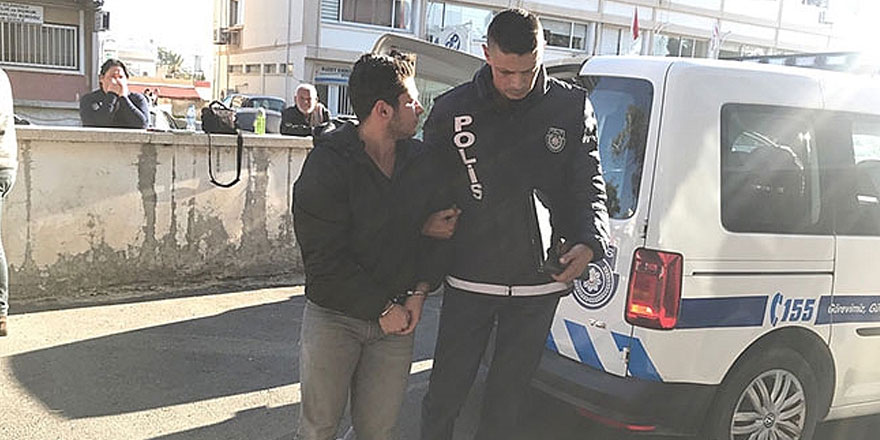 Eski kız arkadaşının evine girip hırsızlık yaptığı iddia edildi