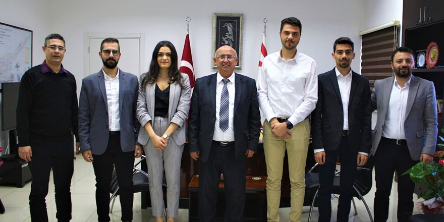 Özyiğit, Kıbrıs Türk Gençlik Birliği İngiltere heyeti ile görüştü