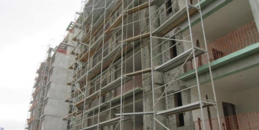 Girne'de bir inşaat durduruldu