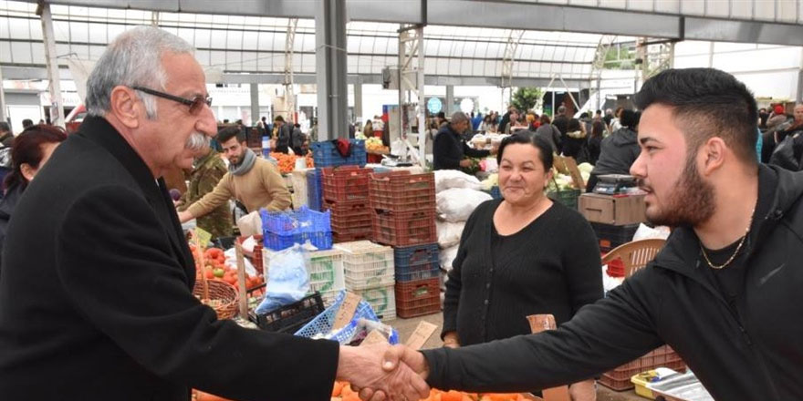 Güngördü, açık pazar’da esnaf ve vatandaşların yeni yılını kutladı