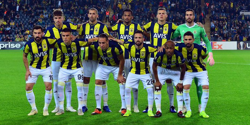 Fenerbahçe’de 14 futbolcunun sözleşmesi sona eriyor