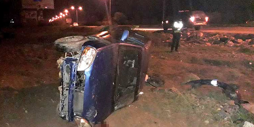 Araba toprak sete çarptı takla attı