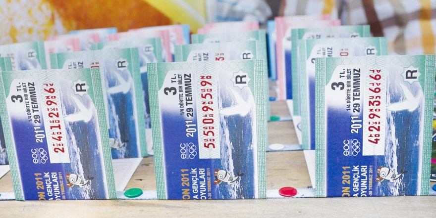 Büyük ikramiye tam bilete çıktı