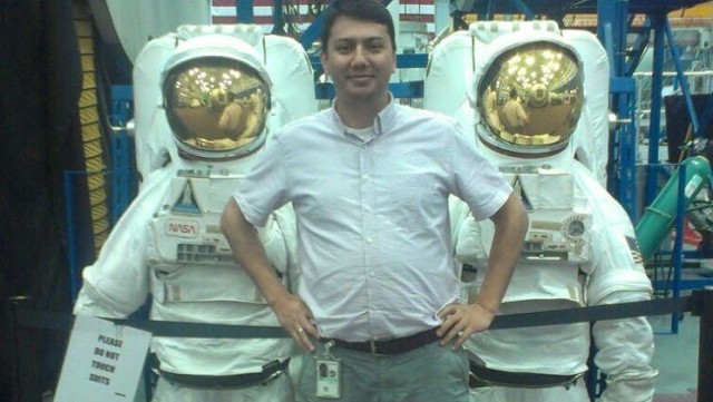 Konsolosluk yetkilileri tutuklu NASA çalışanıyla ilk kez görüştü