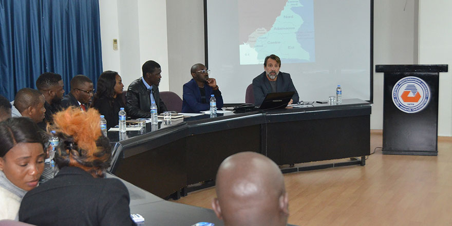 DAÜ’de Kamerun Anglofon krizinin çözümü üzerine panel düzenlendi