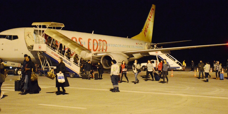 5 günde 398 uçak, 47 bin 772 yolcu