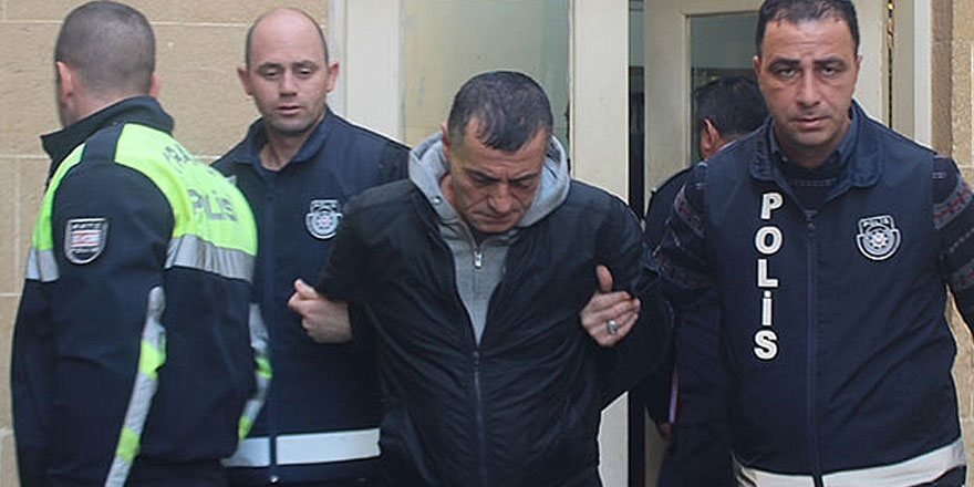 Çatal ile yaraladı