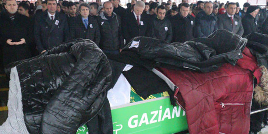 Nehir’e yürek burkan veda! 'Üşümesin' diye…