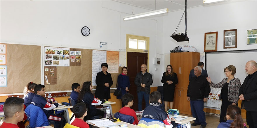 Akıncı, Serdarlı ilkokulu’na geçmiş olsun ziyaretinde bulundu