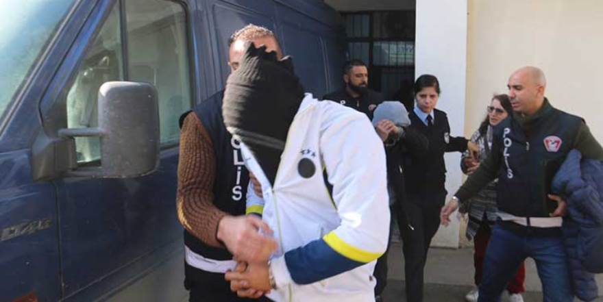 137 gr bonzai, 56 adet extacy hap ele geçirildi