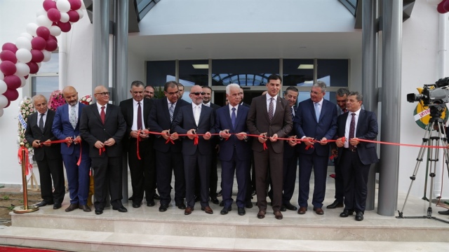 YDÜ Spor Kulesi törenle açıldı