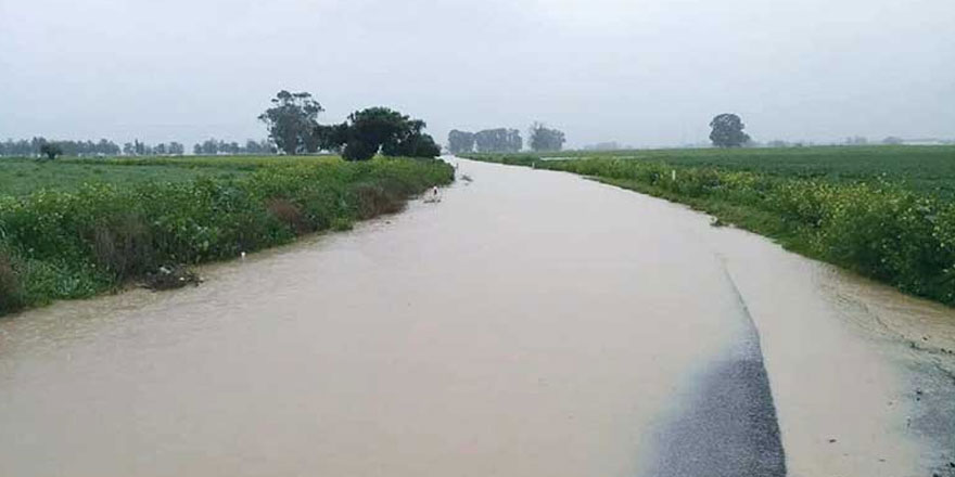 Aslanköy-Paşaköy yolu yeniden trafiğe açıldı