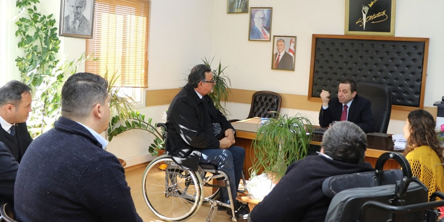 Denktaş, Engelli Hizmetleri Koordinasyon Kurulu heyetini kabul etti